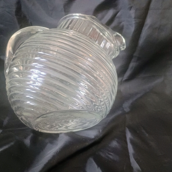 Anchor Hocking Ribbed Glass Pitcher - Picture 5 of 5